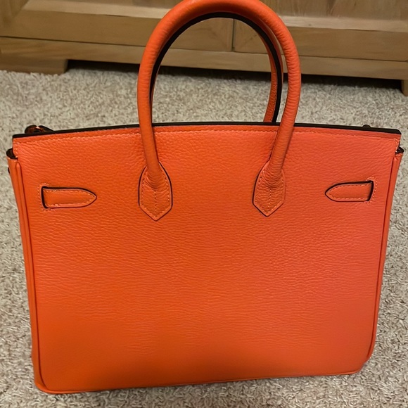 Cherish Kiss Leather padlock Bag - Picture 3 of 3